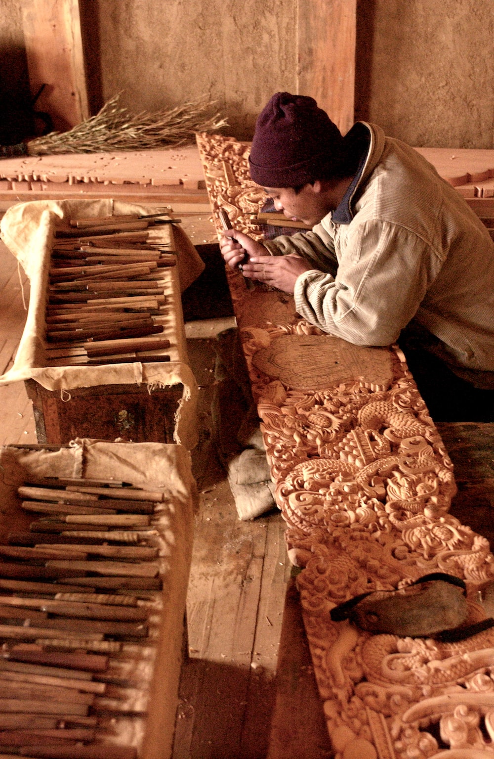 man wood crafting